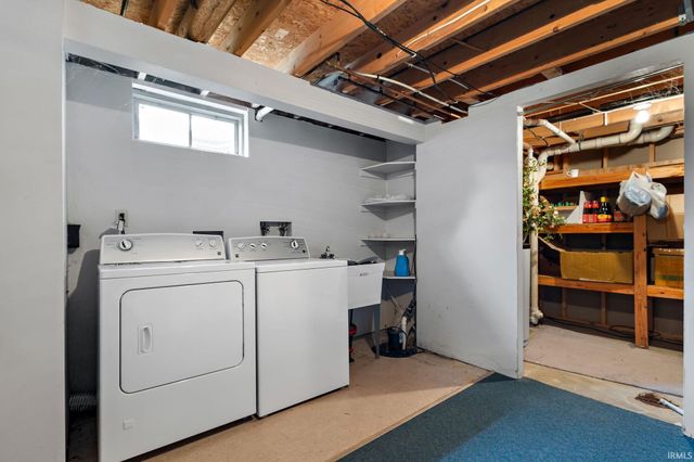 608 Fieldstone Lane, Middlebury, IN 46540