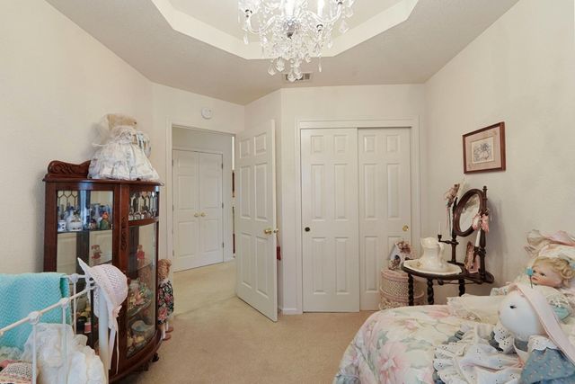 1374 Edgewood Ave, Escalon, CA 95320