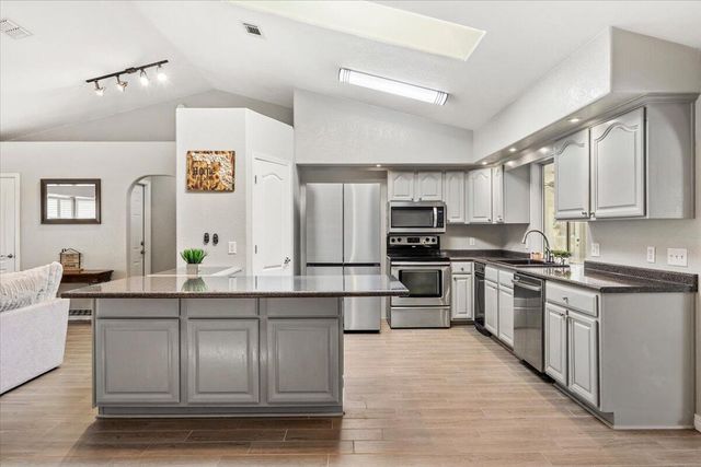 2029 Colby Court, Navarre, FL 32566