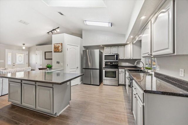 2029 Colby Court, Navarre, FL 32566