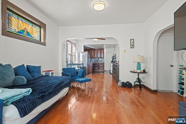 436 Undercliff Avenue 1, Edgewater, NJ 07020