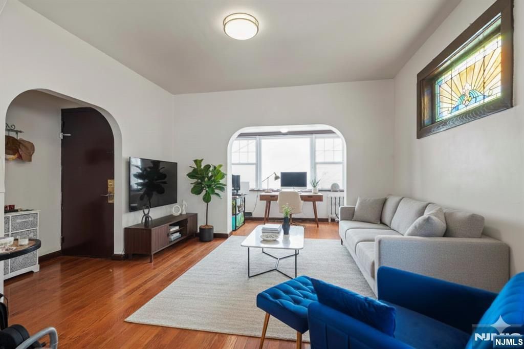 436 Undercliff Avenue 1, Edgewater, NJ 07020