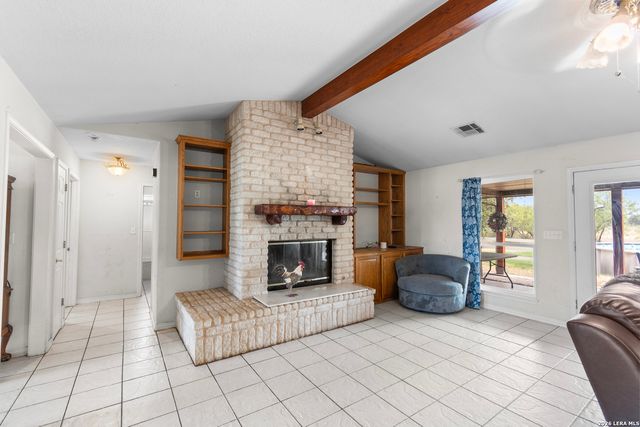 2633 County Road 120, Marble Falls, TX 78654