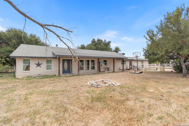 2633 County Road 120, Marble Falls, TX 78654