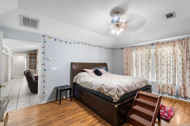 2633 County Road 120, Marble Falls, TX 78654