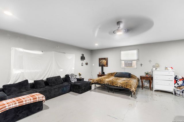 2633 County Road 120, Marble Falls, TX 78654