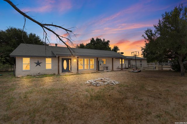 2633 County Road 120, Marble Falls, TX 78654