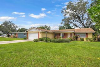 5911 FERNHILL DRIVE, Orlando, FL 32808