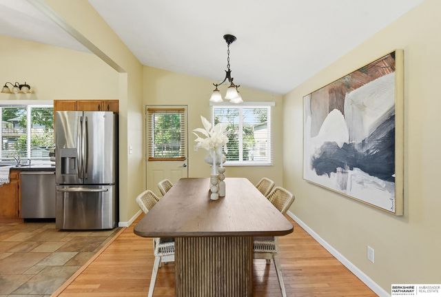3856 N 100th Avenue, Omaha, NE 68134