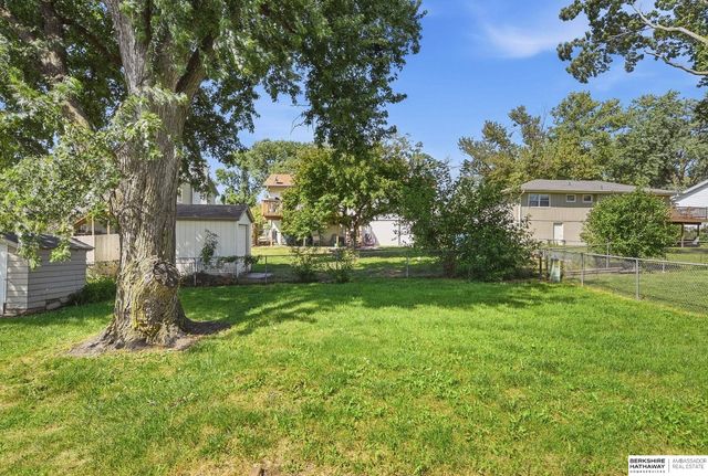 3856 N 100th Avenue, Omaha, NE 68134