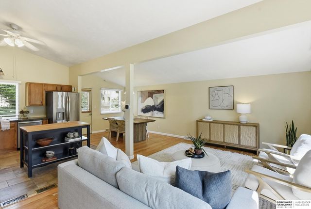 3856 N 100th Avenue, Omaha, NE 68134