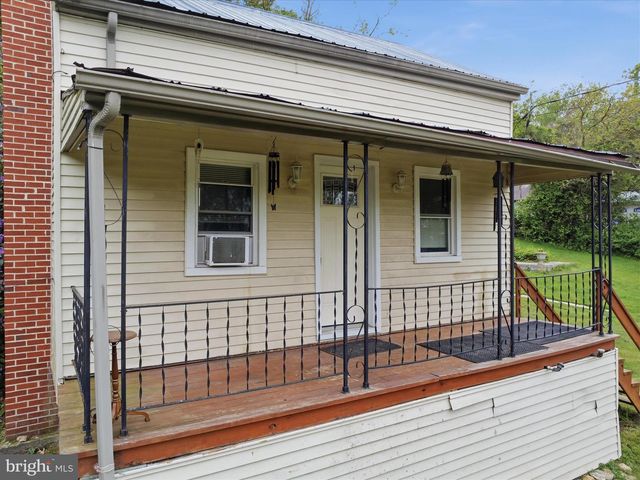 6570 FURNACE ROAD, Waynesboro, PA 17268