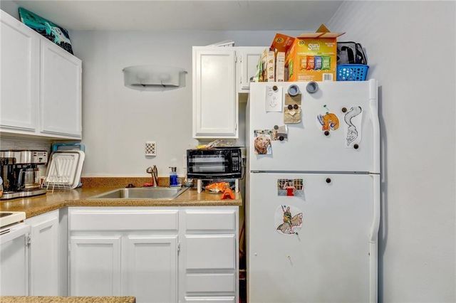 1000 W 26th ST 109, Austin, TX 78705