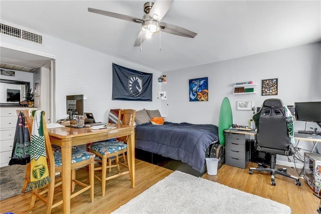 1000 W 26th ST 109, Austin, TX 78705