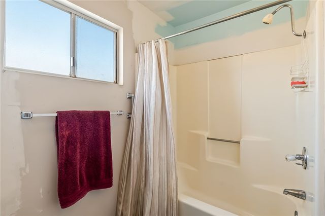 7825 S Whitewing Drive, Mohave Valley, AZ 86440