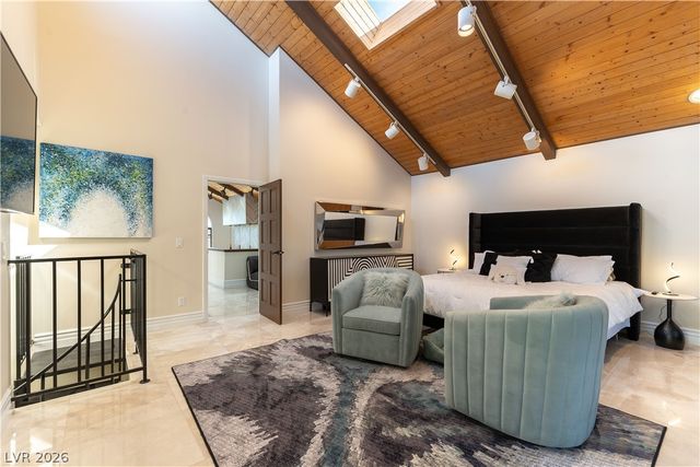 2845 QUEENS COURTYARD Drive, Las Vegas, NV 89109