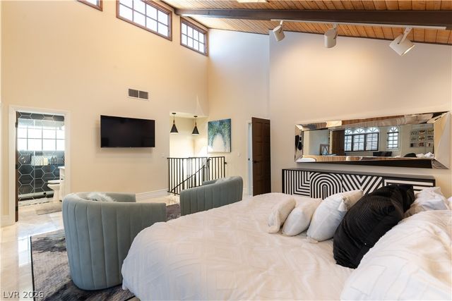 2845 QUEENS COURTYARD Drive, Las Vegas, NV 89109