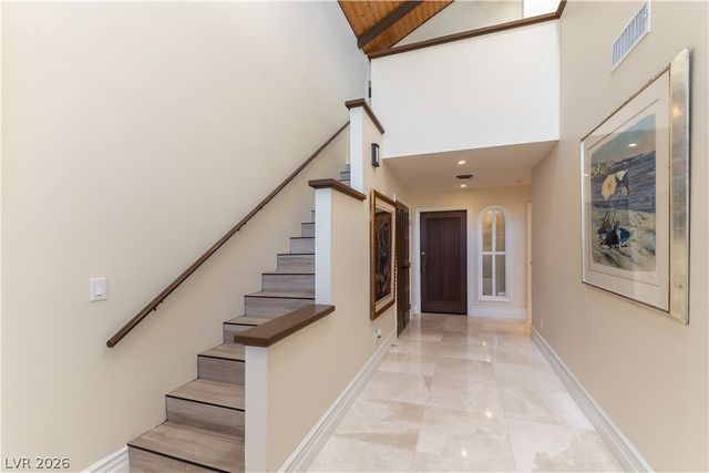 2845 QUEENS COURTYARD Drive, Las Vegas, NV 89109