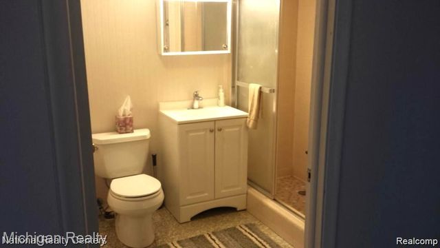 2714 Lari Court, West Bloomfield, MI 48324