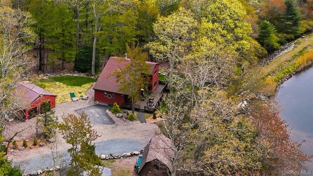 8 Division Road, Wurtsboro, NY 12790
