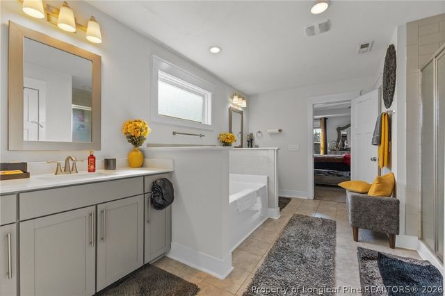 1427 Creekwood Road, Hope Mills, NC 28348