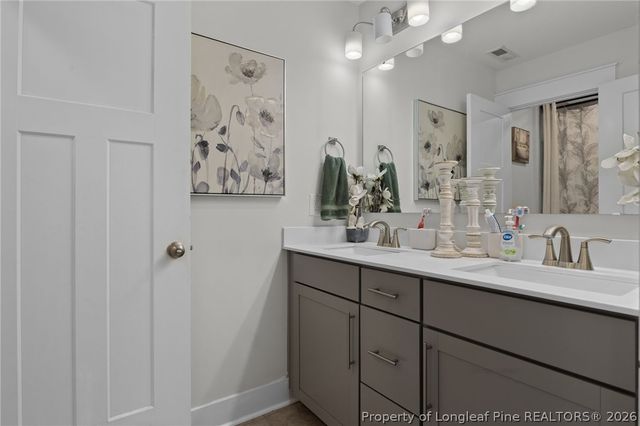 1427 Creekwood Road, Hope Mills, NC 28348