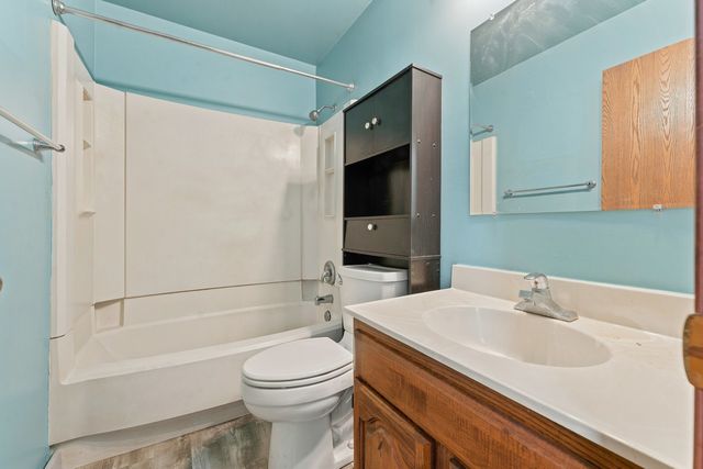 1132 Evergreen Drive, Carol Stream, IL 60188