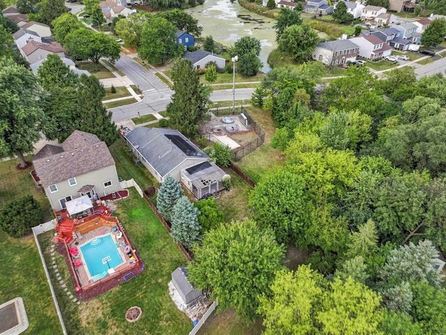 1132 Evergreen Drive, Carol Stream, IL 60188