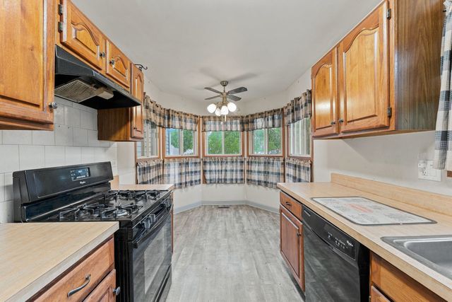 1132 Evergreen Drive, Carol Stream, IL 60188