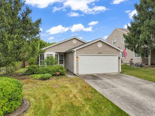 1132 Evergreen Drive, Carol Stream, IL 60188