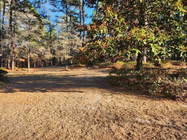 113 Beverly Drive, Bonaire, GA 31005