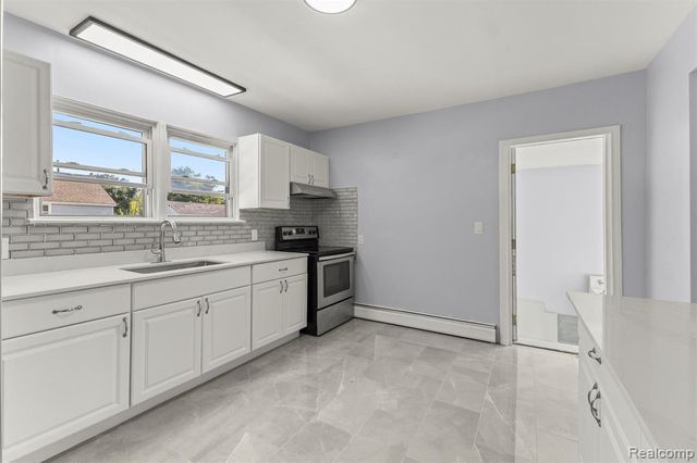 11785 Mortenview Drive, Taylor, MI 48180