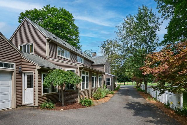 236 N. Maple St., Northampton, MA 01062
