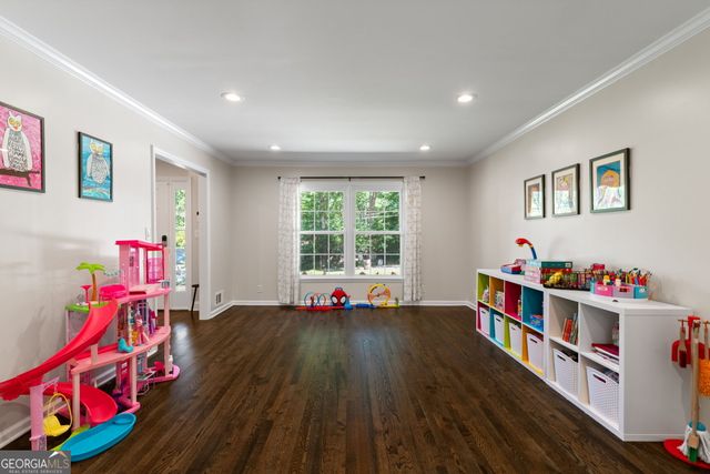 5090 Larry Lane, Marietta, GA 30068