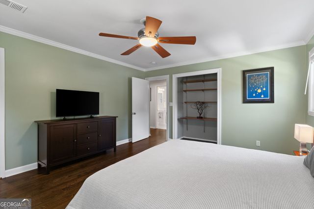 5090 Larry Lane, Marietta, GA 30068
