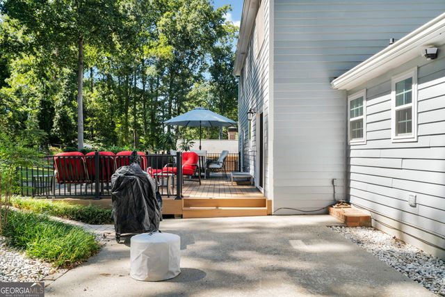 5090 Larry Lane, Marietta, GA 30068