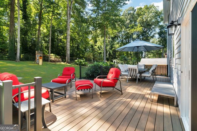 5090 Larry Lane, Marietta, GA 30068