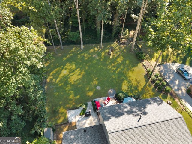 5090 Larry Lane, Marietta, GA 30068
