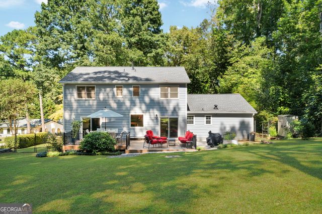 5090 Larry Lane, Marietta, GA 30068