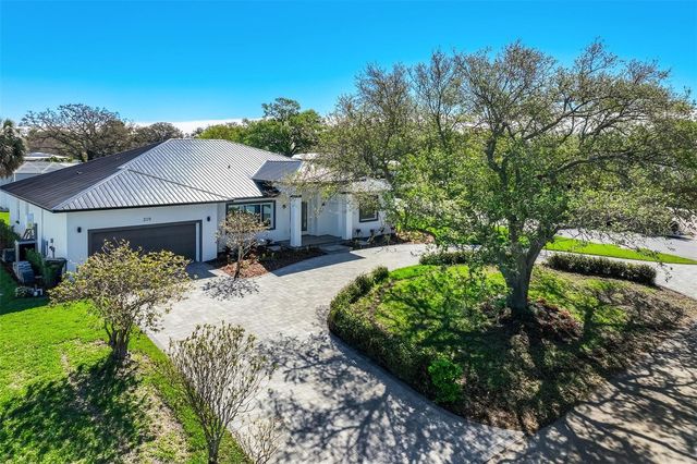 319 CEDAR LANE, Largo, FL 33770