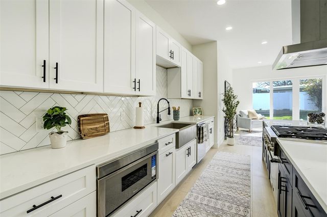 319 CEDAR LANE, Largo, FL 33770