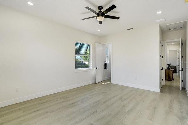 319 CEDAR LANE, Largo, FL 33770