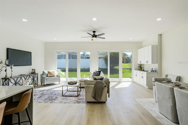 319 CEDAR LANE, Largo, FL 33770