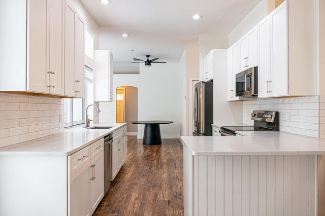 7685 SE Pleasant Ridge Court, Stuart, FL 34997