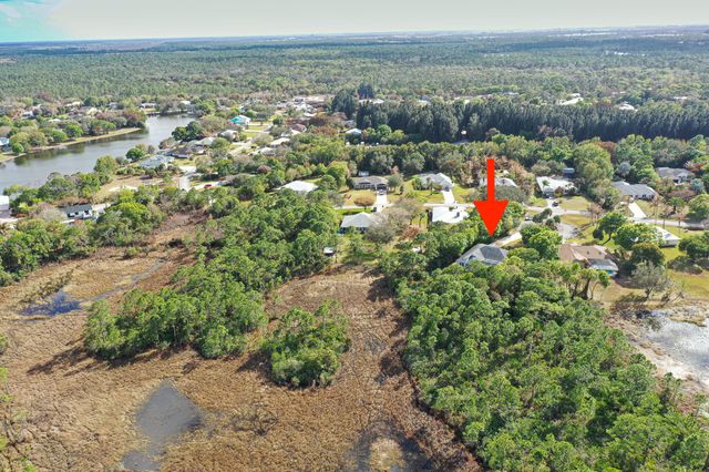 7685 SE Pleasant Ridge Court, Stuart, FL 34997