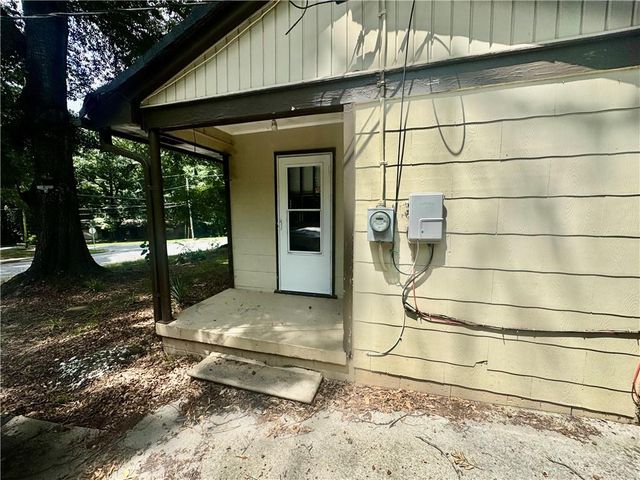1602 Dresden NE Drive, Atlanta, GA 30319