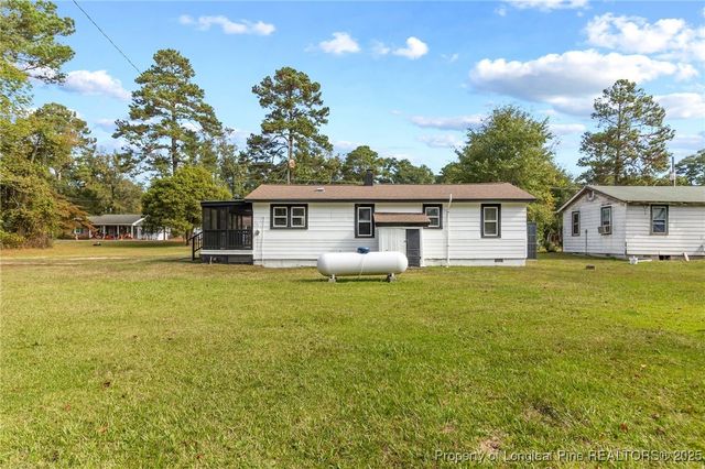 21480 Jane Shaw Road, Wagram, NC 28396