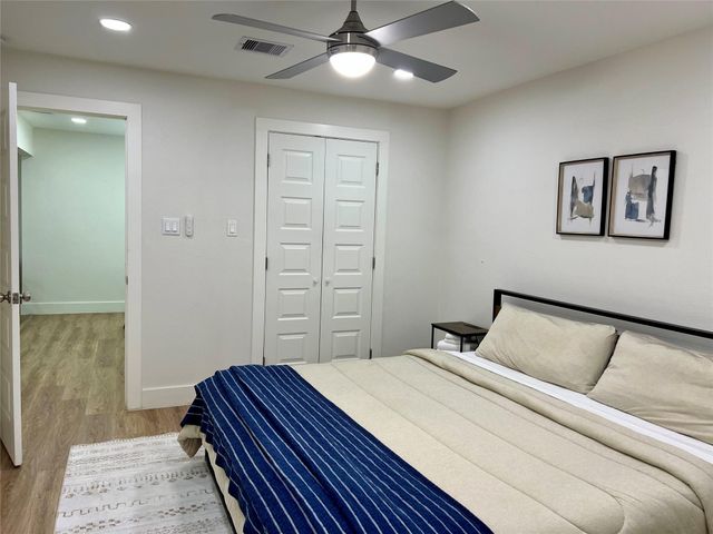 1119 Panama Street, Houston, TX 77009