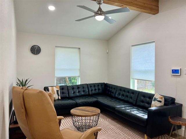 1119 Panama Street, Houston, TX 77009