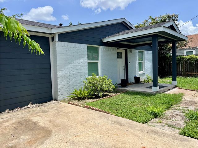 1119 Panama Street, Houston, TX 77009
